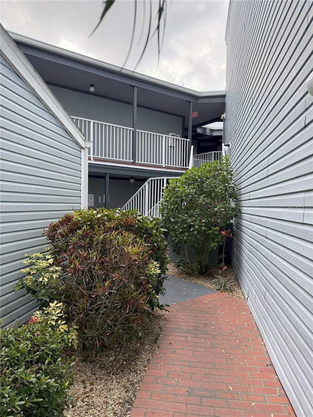 view of home's exterior