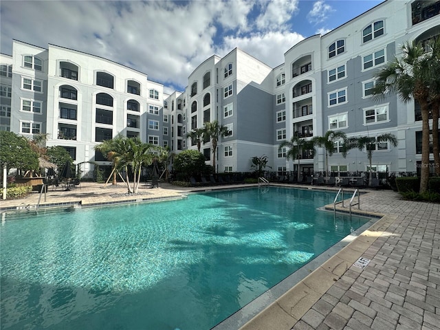 304 E S St Unit 5020, Orlando, FL 32801 - community pool with a patio