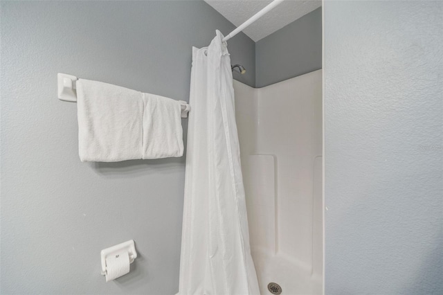 1048 Lake Berkley Dr, Kissimmee, FL 34746 - full bathroom with a stall shower