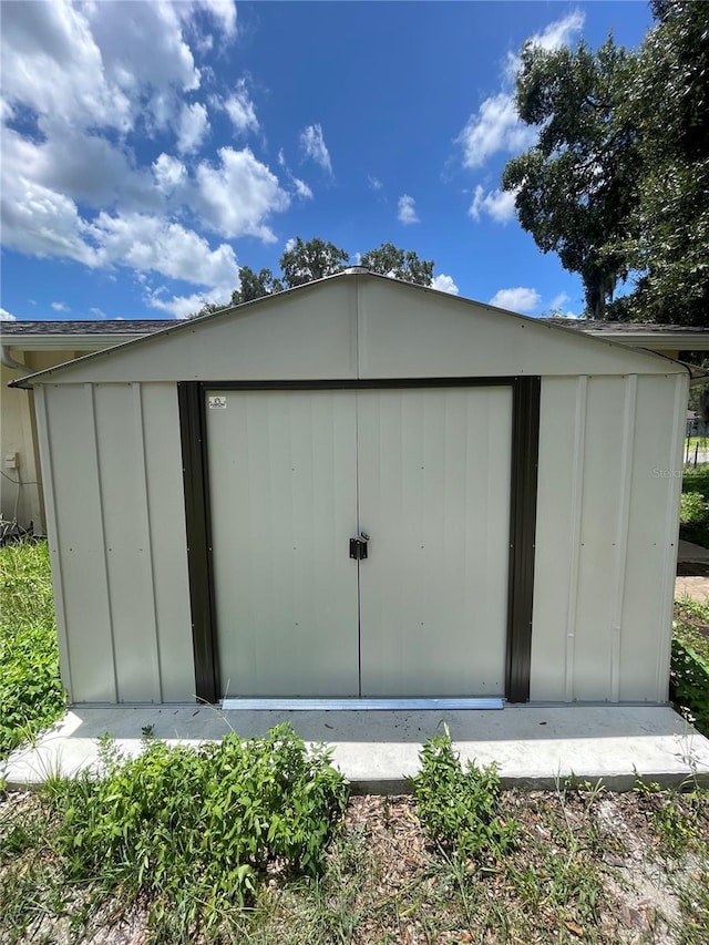 403 Terry St, Wildwood, FL 34785 - view of shed