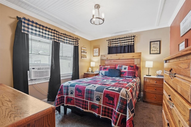 bedroom with an inviting chandelier, ornamental molding, carpet, and cooling unit