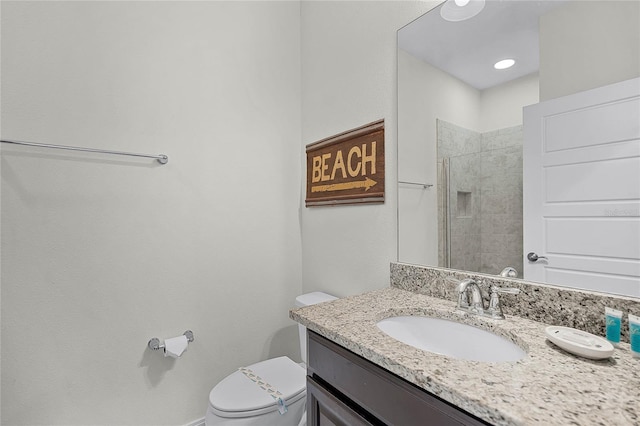 510 Captiva Dr, Davenport, FL 33896 - full bathroom with a tile shower, toilet, and vanity