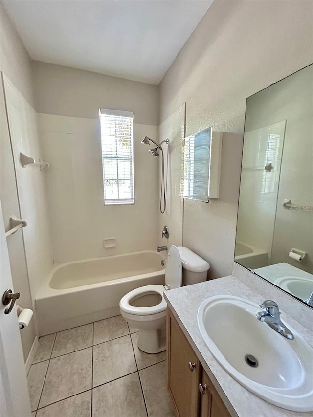 3351 Whitestone Cir Unit 101, Kissimmee, FL 34741 - full bath featuring toilet, tile patterned floors, bathing tub / shower combination, and vanity