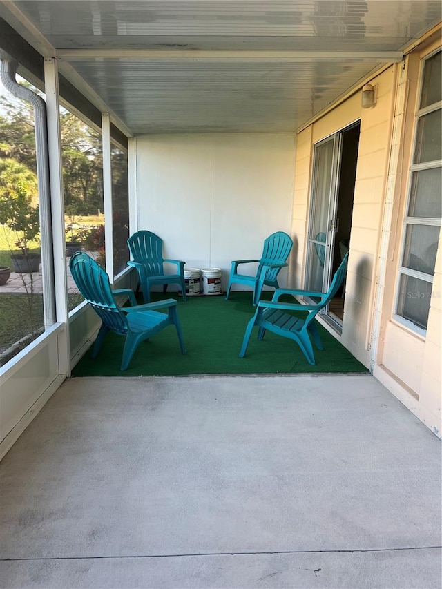 view of sunroom / solarium