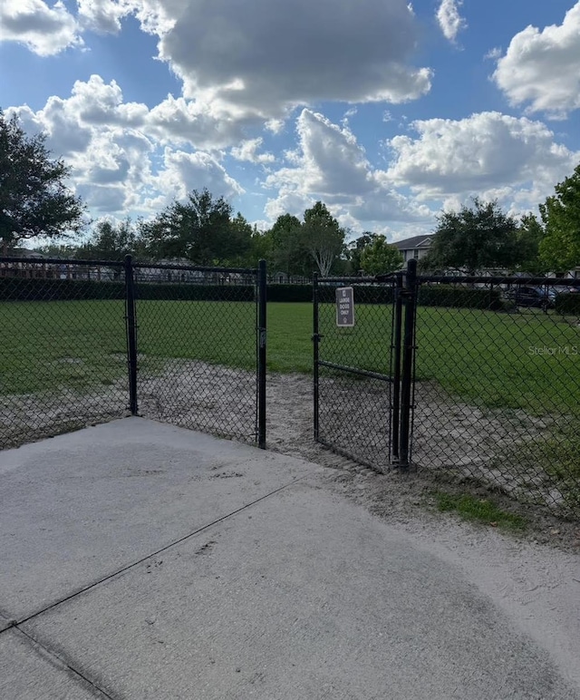 1907 Partin Terrace Rd, Kissimmee, FL 34744 - view of gate