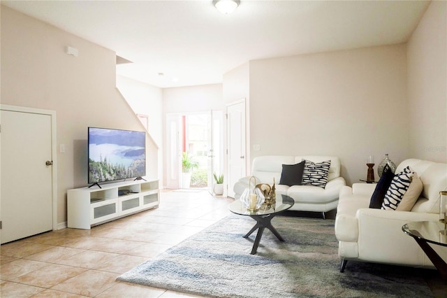 2934 Rodrick Cir, Orlando, FL 32824 - view of tiled living room