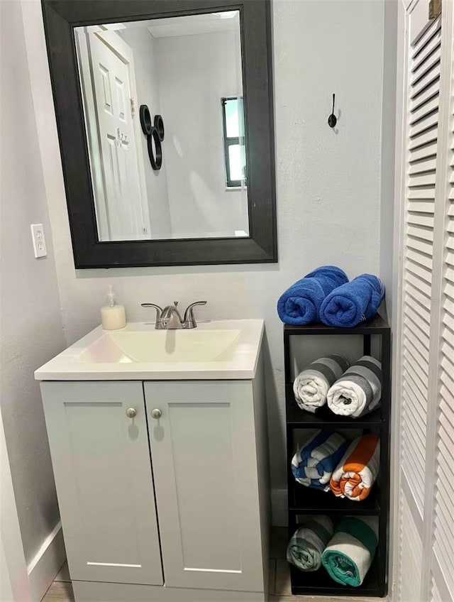 1122 Spaceport Ct, Kissimmee, FL 34741 - bathroom with vanity