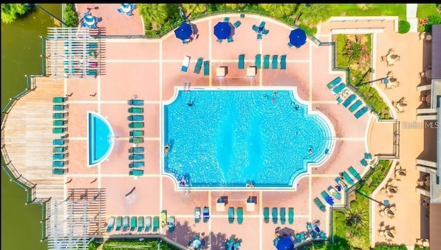 2610 Lodi Cir Unit 104, Kissimmee, FL 34746 - bird's eye view of a pool area