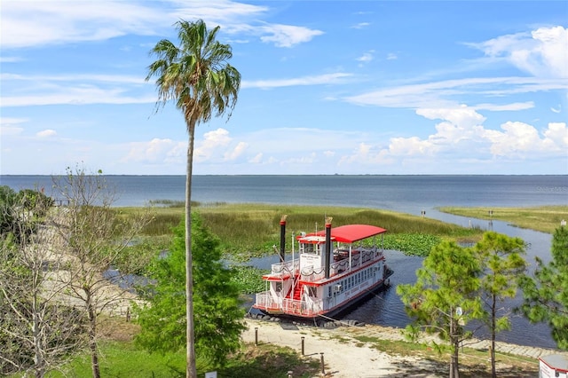 514 Massachusetts Ave, Saint Cloud, FL 34769 - water view with a dock