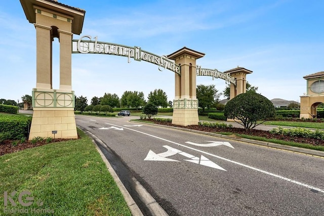 9075 Dogleg Dr, Davenport, FL 33896 - view of road featuring curbs
