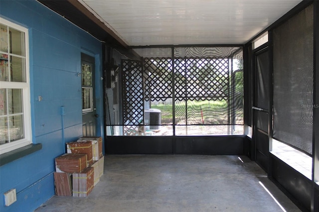 view of unfurnished sunroom