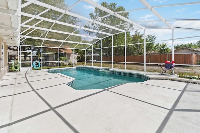 1730 King Henry Dr, Kissimmee, FL 34744 - view of pool featuring a fenced backyard, a fenced in pool, and a patio area