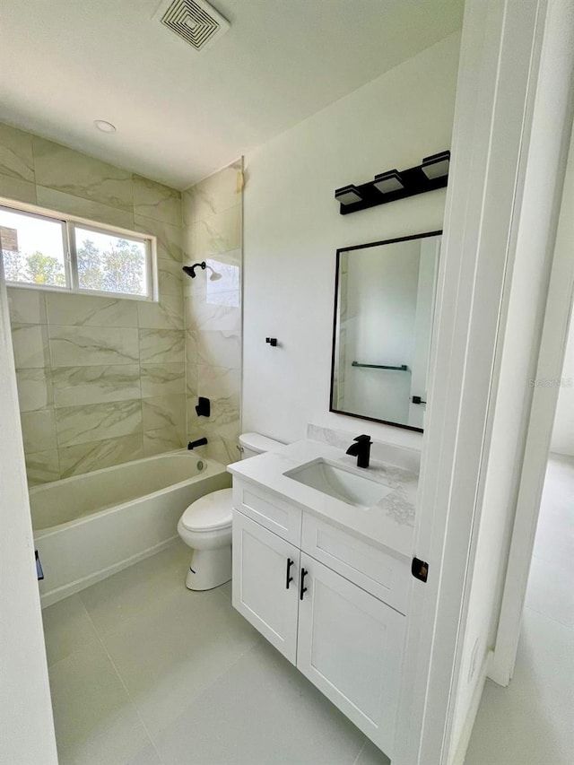 1043 Brenton Ave, Lehigh Acres, FL 33974 - full bath with vanity, washtub / shower combination, and toilet