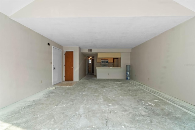 2745 N Poinciana Blvd Unit 65, Kissimmee, FL 34746 - unfurnished living room with visible vents