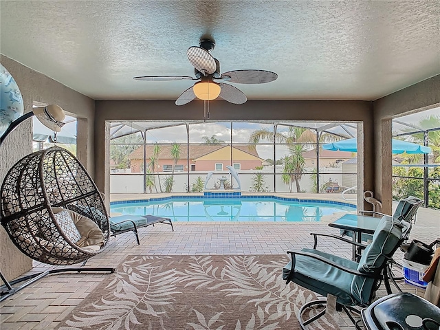 106 Meridian St, Davenport, FL 33837 - pool featuring a patio area, a lanai, and ceiling fan