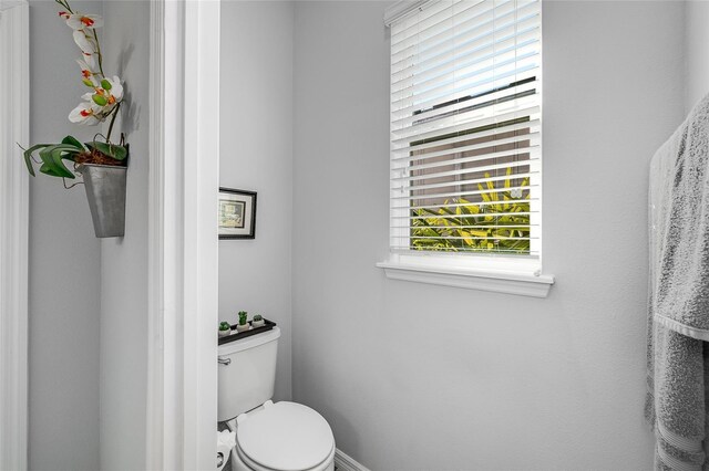 7957 Hanson Bay Pl, Kissimmee, FL 34747 - bathroom with toilet