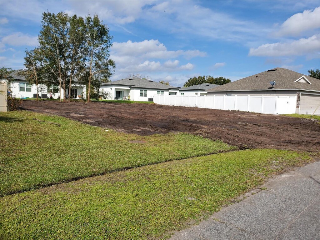 Cheshire Ct, Kissimmee, FL 34758