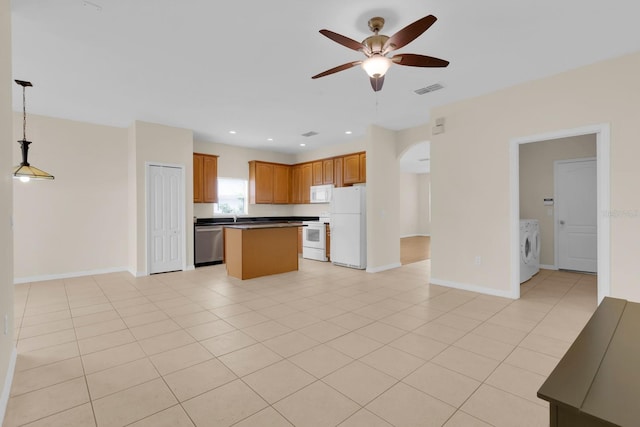 954 Hacienda Cir, Kissimmee, FL 34741 - photo 14