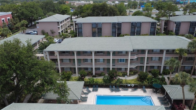 131 Water Front Way Unit 220, Altamonte Springs, FL 32701 - back of property with a community pool