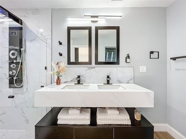905 W 11th Ave, Mount Dora, FL 32757 - full bath featuring backsplash and a shower
