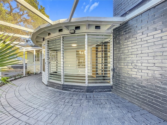 905 W 11th Ave, Mount Dora, FL 32757 - view of patio / terrace