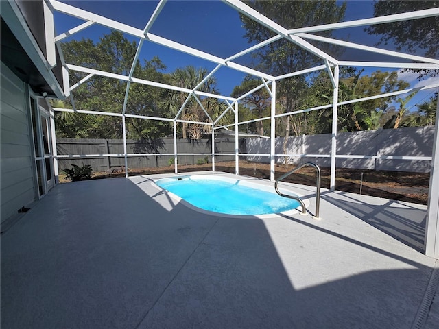 905 W 11th Ave, Mount Dora, FL 32757 - view of pool with a fenced backyard, a patio area, and a lanai