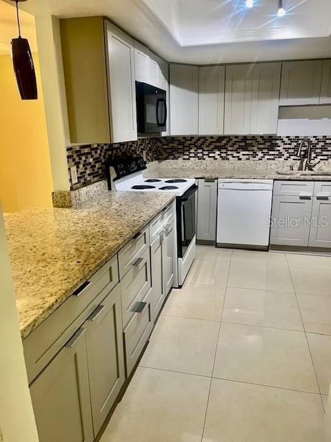 2408 Barley Club Ct Unit 2, Orlando, FL 32837 - photo 8