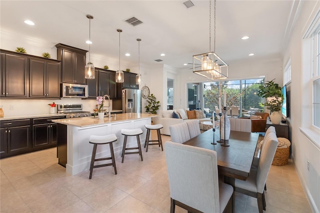 dining room featuring visible vents, light tile patterned floors, and recessed lighting