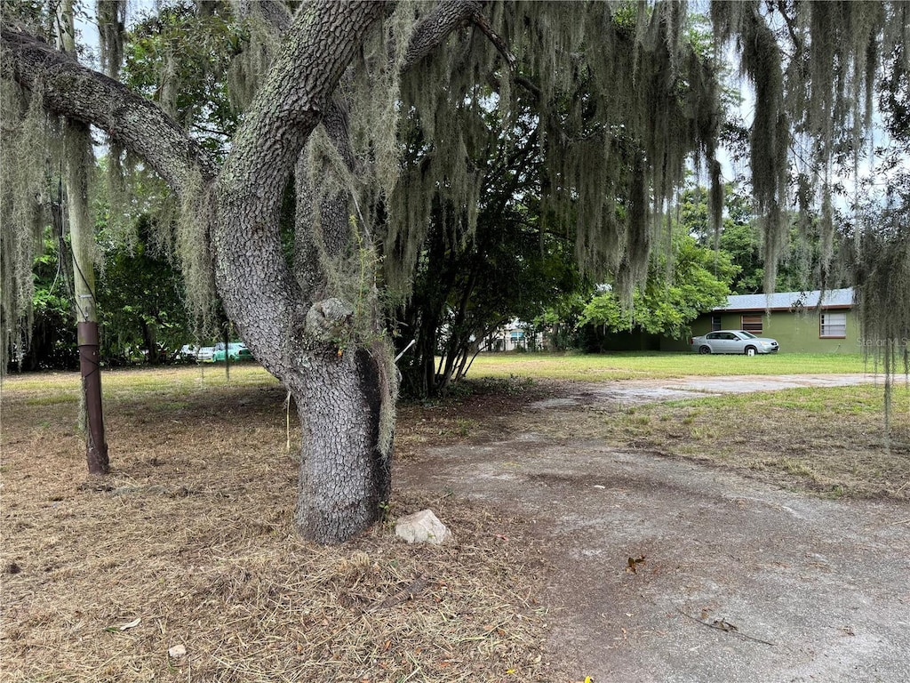 Northside Dr W, Lake Wales, FL 33853