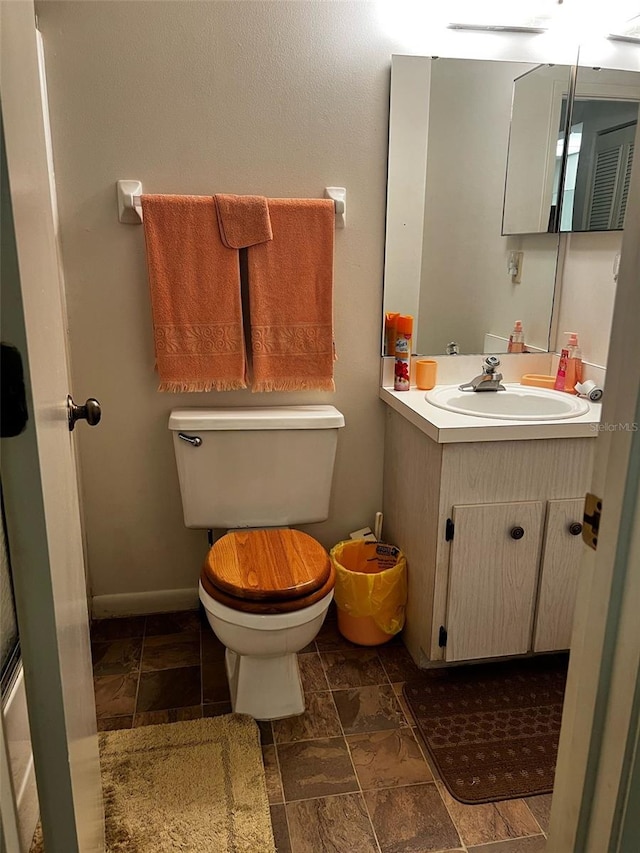 2659 Crown Ct Unit 11, Kissimmee, FL 34741 - bathroom featuring vanity and toilet