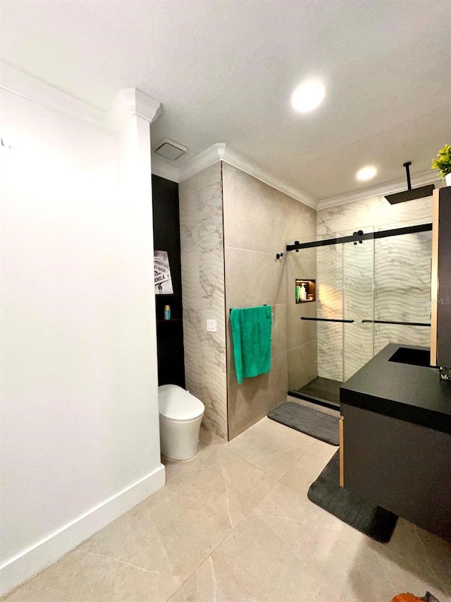 full bath featuring toilet, a shower stall, crown molding, and recessed lighting