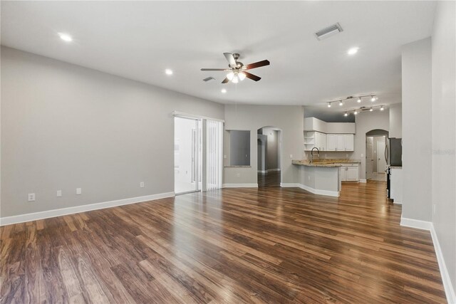 19713 Ellendale Dr, Land O Lakes, FL 34638 - photo 17