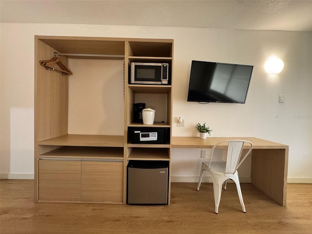 5245 W Irlo Bronson Memorial Hwy Unit 210, Kissimmee, FL 34746 - view of closet