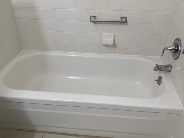 1837 Club Cir Unit 1837, Lakeshore, FL 33854 - bathroom featuring a tub