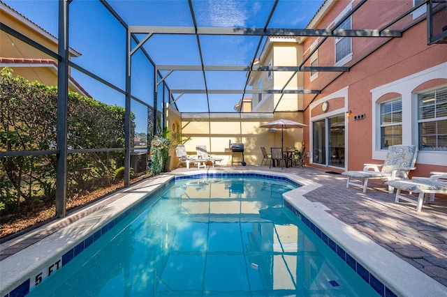 4722 Flagler Beach Way, Kissimmee, FL 34746 - pool with a lanai and a patio area