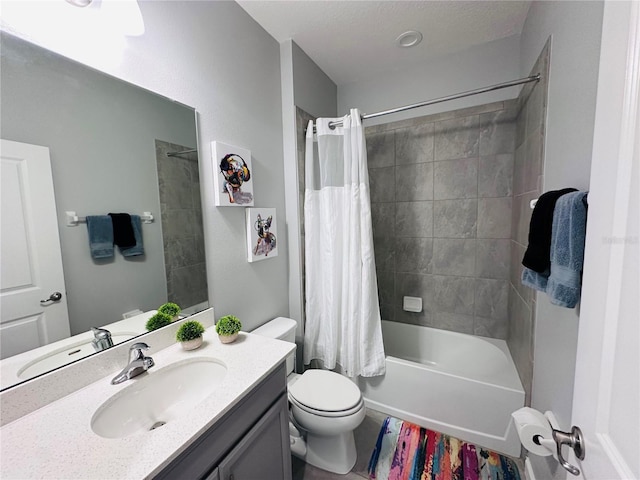 1321 Yorkdale Rd, Davenport, FL 33837 - bathroom featuring vanity, toilet, and shower / tub combo