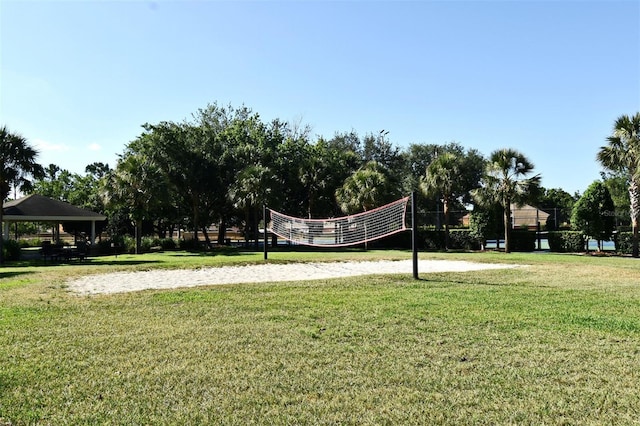 2778 Almaton Loop Unit 403, Kissimmee, FL 34747 - view of property's community featuring volleyball court, a gazebo, and a yard