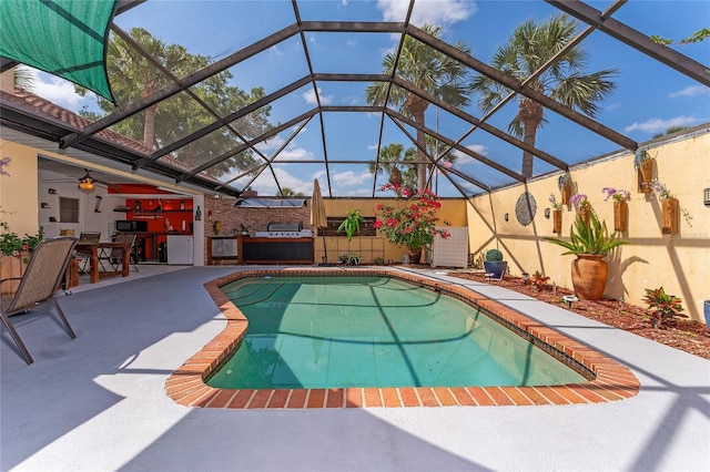 5053 Maui Cir Unit 14, Orlando, FL 32808 - pool featuring a lanai, ceiling fan, and a patio area