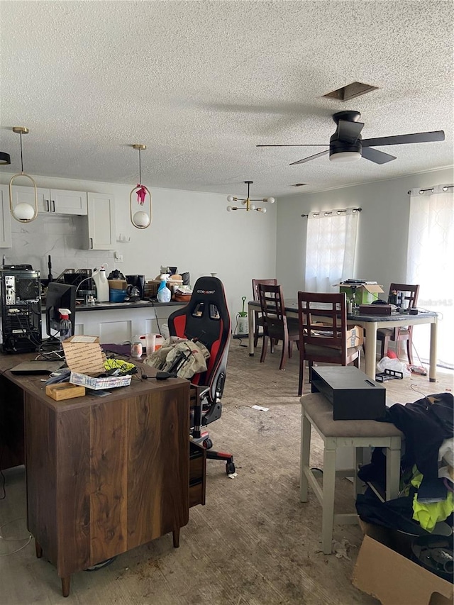 225 Ronnie Cir, Orlando, FL 32811 - office featuring a textured ceiling, visible vents, and ceiling fan