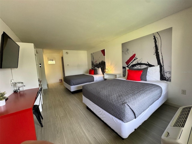 5245 W Irlo Bronson Memorial Hwy Unit 276, Kissimmee, FL 34746 - bedroom featuring wood finished floors