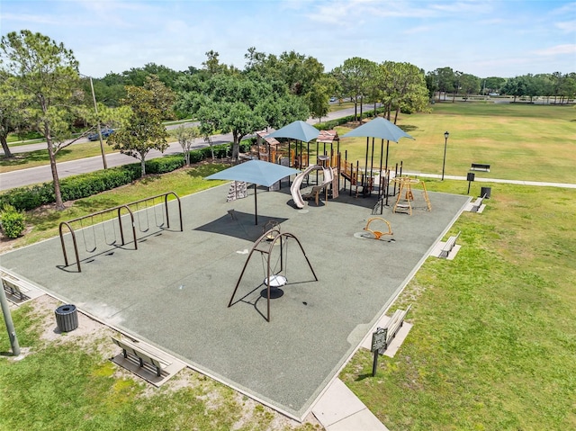 5321 Los Palma Vista Dr, Orlando, FL 32837 - community play area with a yard