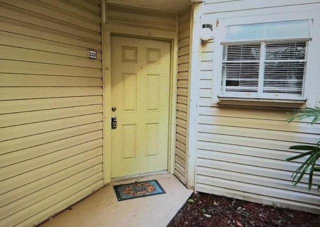 view of entrance to property