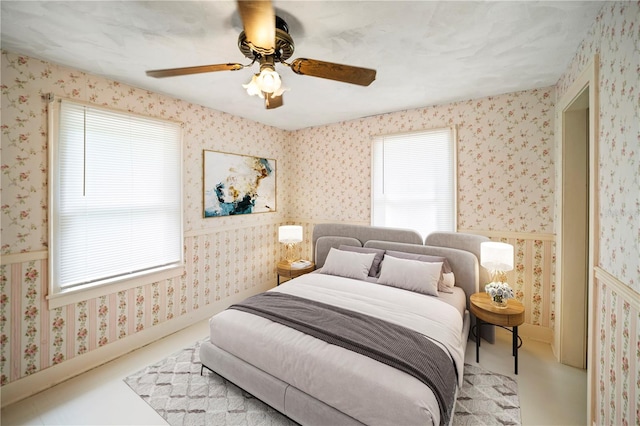 1400 Florida Ave, Saint Cloud, FL 34769 - bedroom with wallpapered walls and ceiling fan