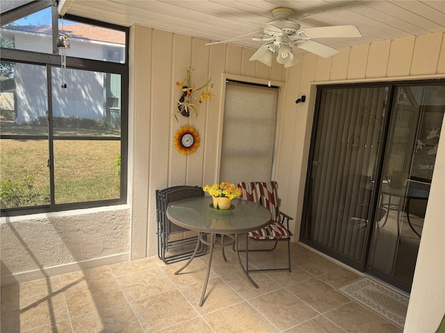 8 Buck Cir Unit 8, Haines City, FL 33844 - sunroom featuring a ceiling fan