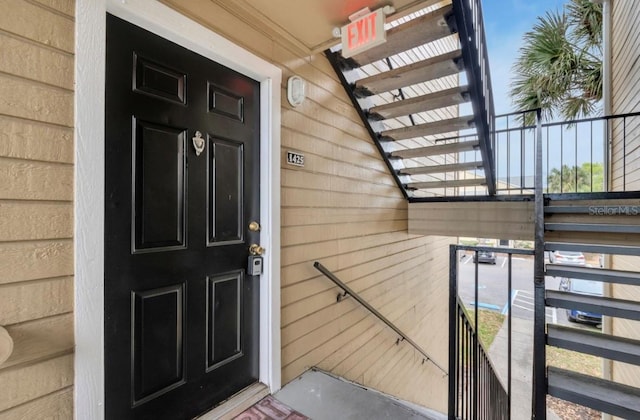 view of property entrance