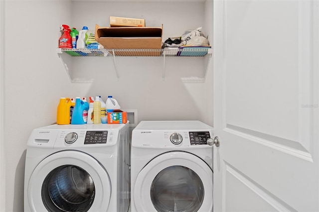3084 Slough Creek Dr, Kissimmee, FL 34744 - washroom featuring independent washer and dryer