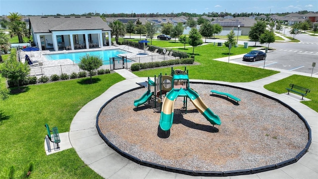 5816 Beefmaster Rd, Saint Cloud, FL 34771 - surrounding community featuring a swimming pool and a residential view