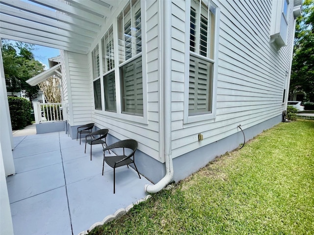 907 Pawstand Rd, Celebration, FL 34747 - view of side of home featuring a yard