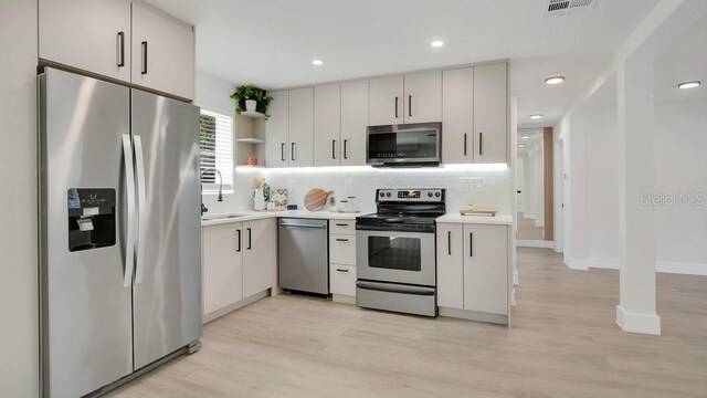 118 Deacon Jones Blvd, Orlando, FL 32810 - photo 9
