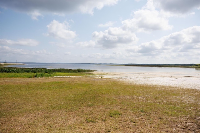 1007 11th St, Saint Cloud, FL 34769 - view of water feature